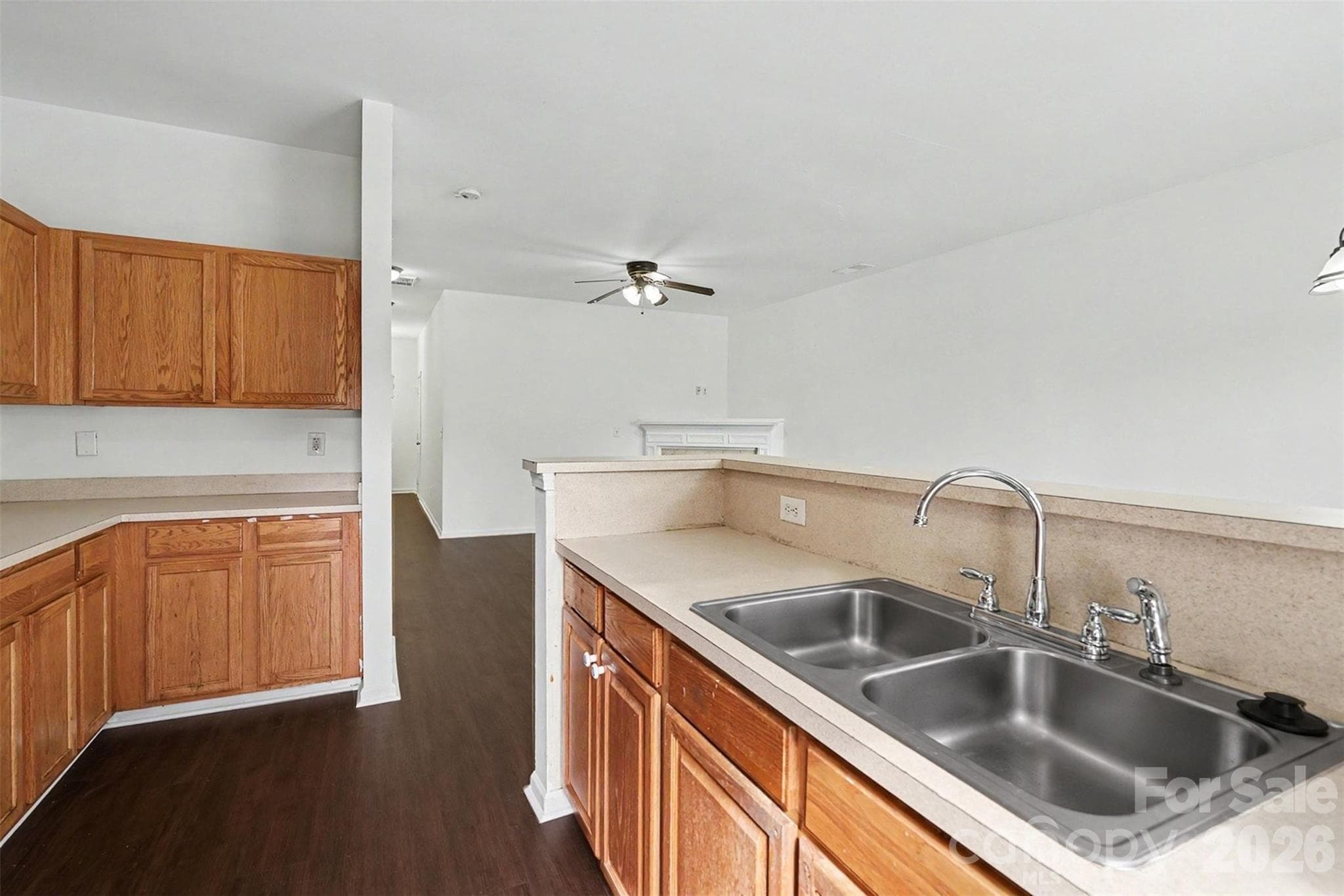 Townhouse at Charlotte, photo 9 of 25