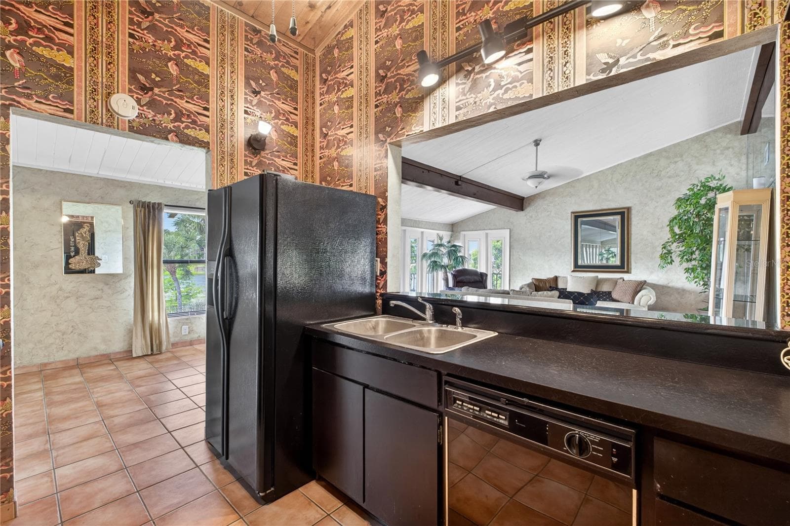 Condominium at 200 MAITLAND AVE #128, ALTAMONTE SPRINGS, photo 13 of 33