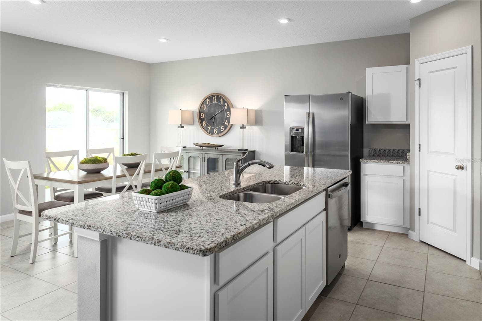 Single Family Residence at 1113 LEXINGTON LN, HAINES CITY, photo 7 of 17