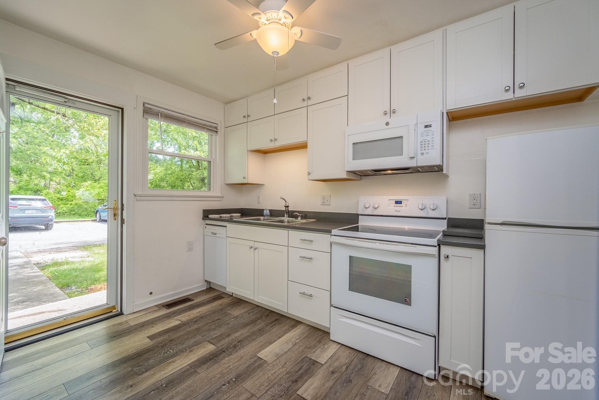 Condominium at Brevard, photo 4 of 21