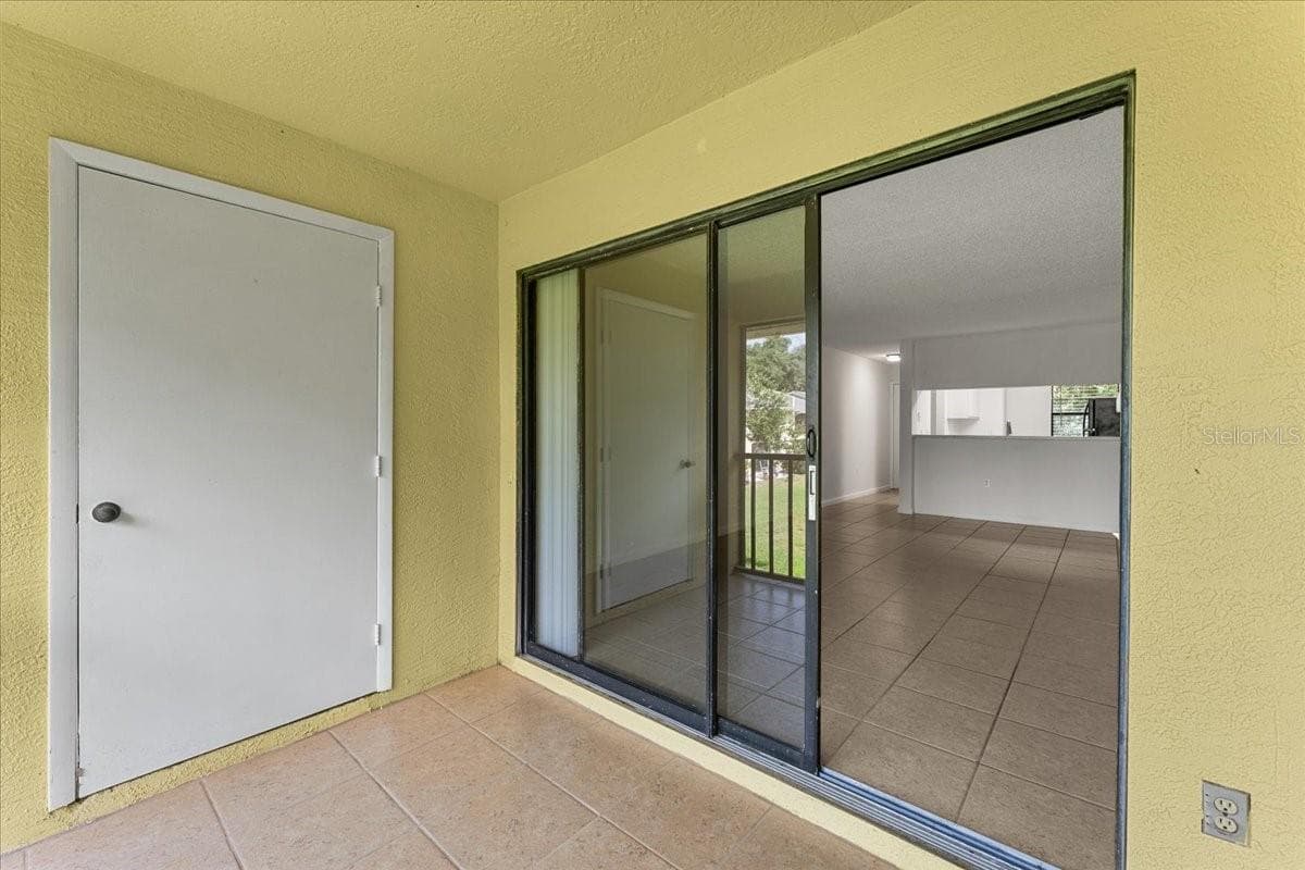 Extra storage on balcony - 3001 58TH AVE S #1106, ST PETERSBURG