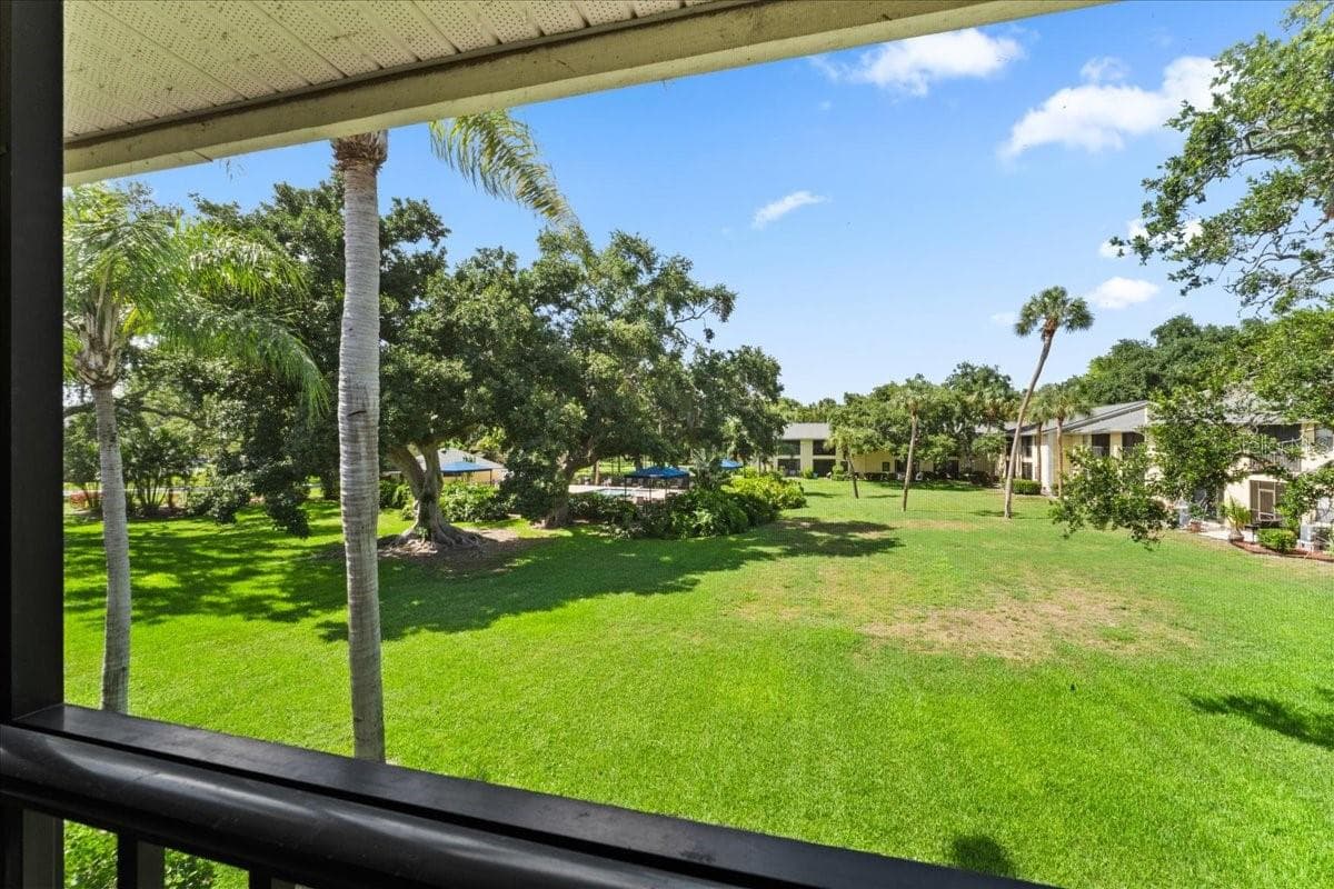 Lush view - 3001 58TH AVE S #1106, ST PETERSBURG