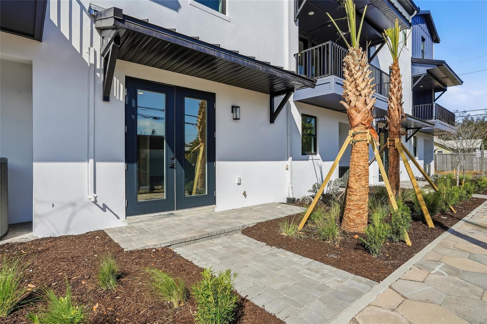 Townhouse at 3005 1ST AVE N, ST PETERSBURG, photo 6 of 50