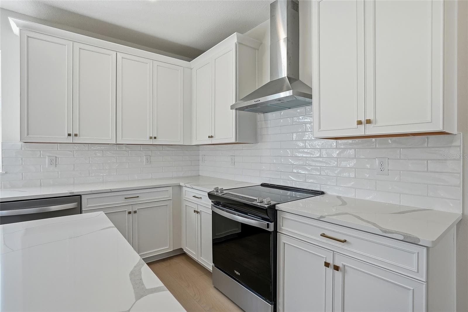 Townhouse at 3005 1ST AVE N, ST PETERSBURG, photo 14 of 50