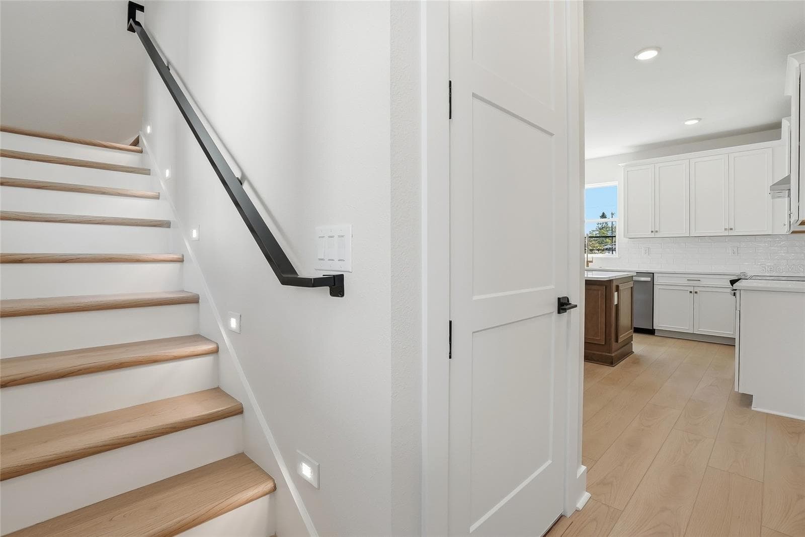 Townhouse at 3005 1ST AVE N, ST PETERSBURG, photo 25 of 50