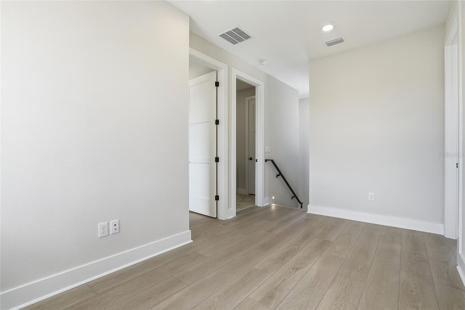 Townhouse at 3005 1ST AVE N, ST PETERSBURG, photo 26 of 50