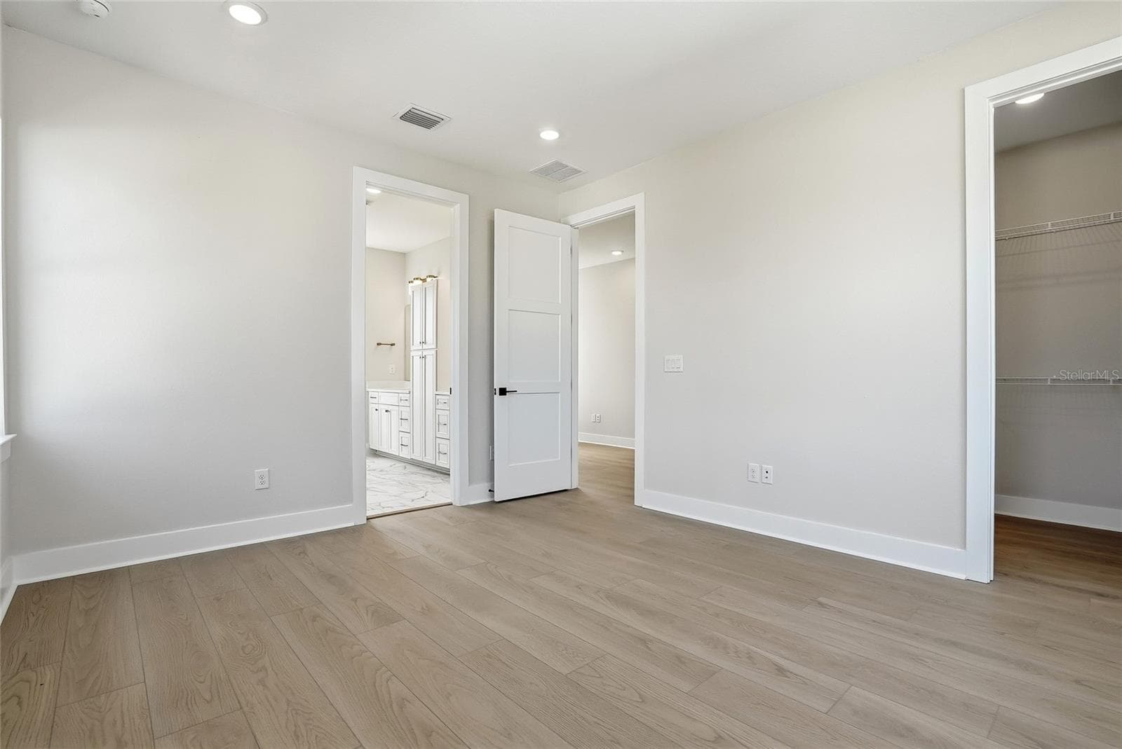 Townhouse at 3005 1ST AVE N, ST PETERSBURG, photo 29 of 50
