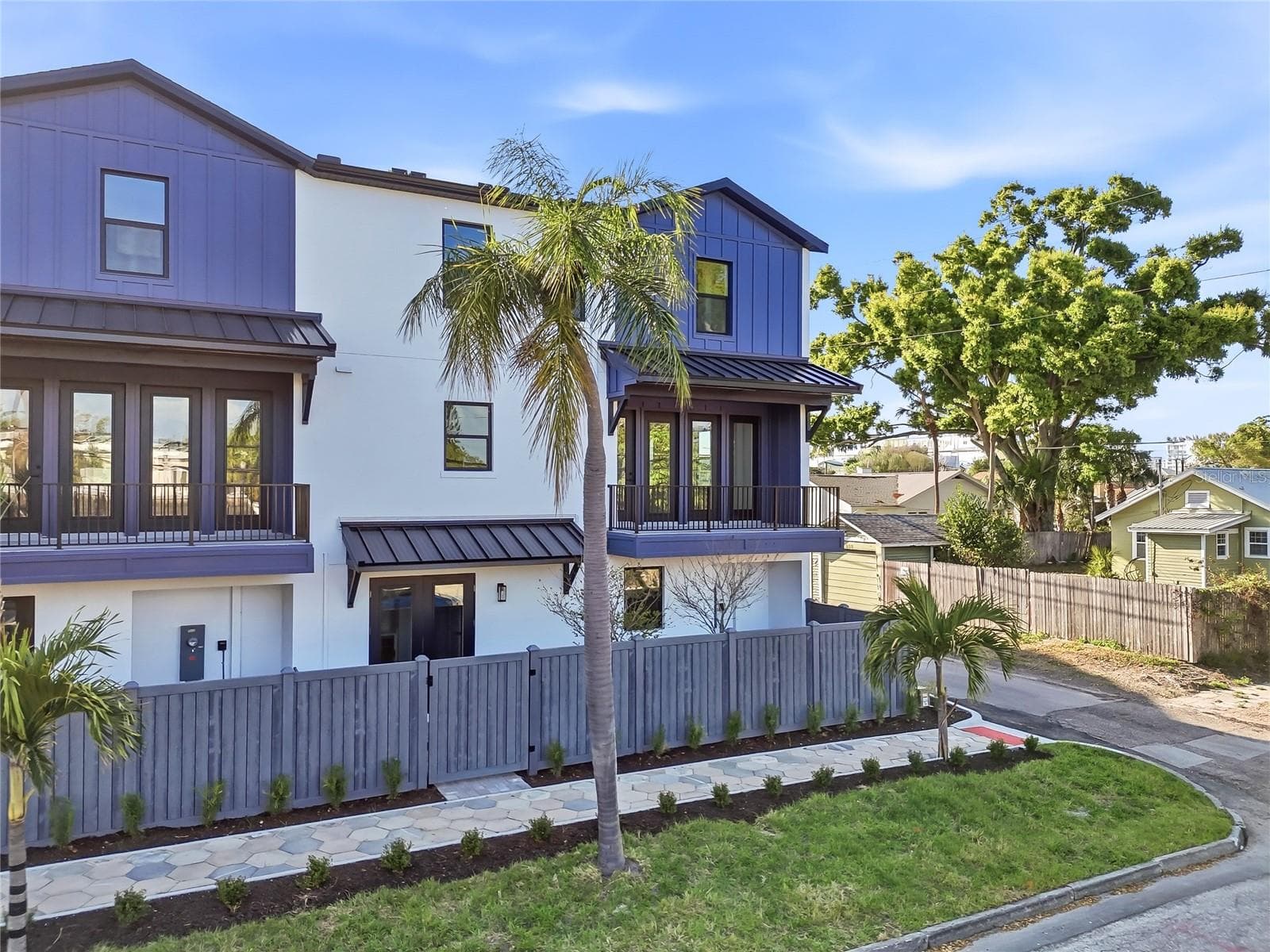 Townhouse at 3005 1ST AVE N, ST PETERSBURG, photo 48 of 50