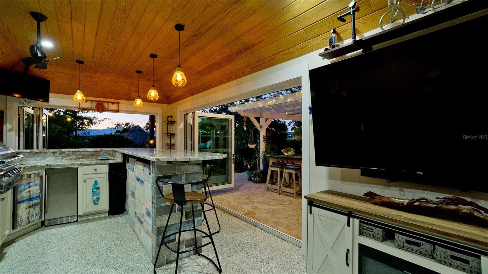 Single Family Residence at 522 68TH ST, HOLMES BEACH, photo 67 of 80