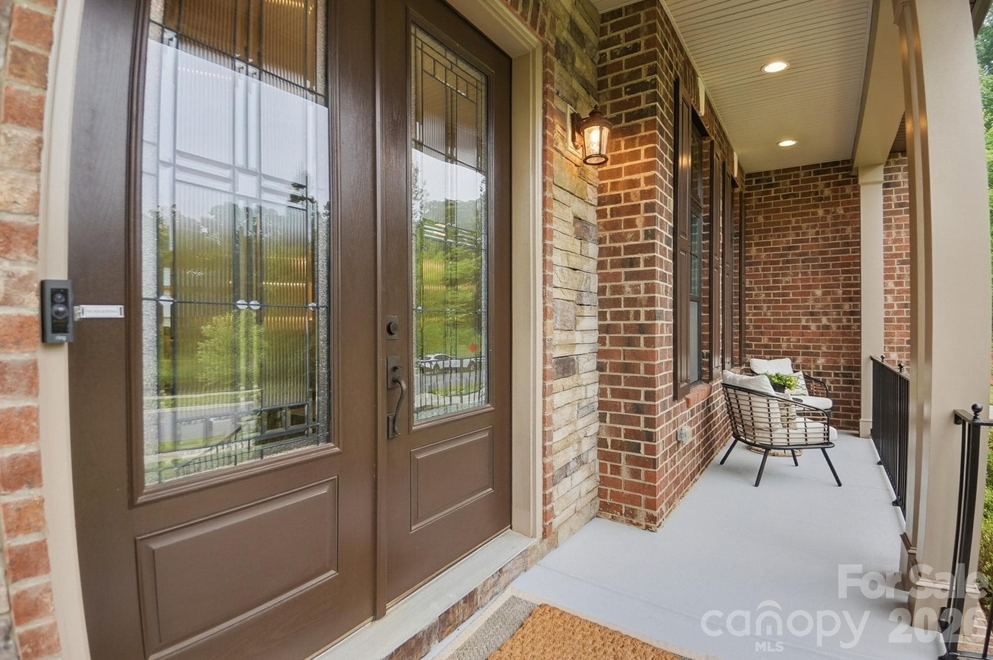 Single Family Residence at 7626 Deerfield Manor Drive, Charlotte, photo 2 of 48
