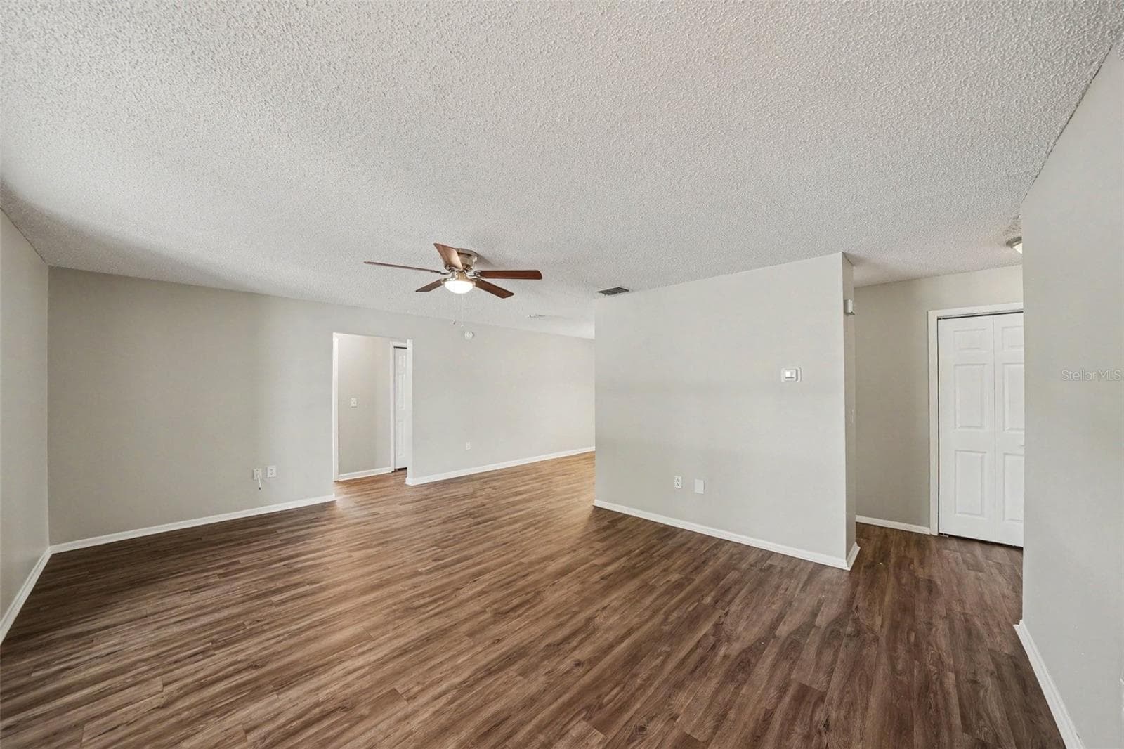 Single Family Residence at 11424 SCALLOP DR, PORT RICHEY, photo 5 of 26