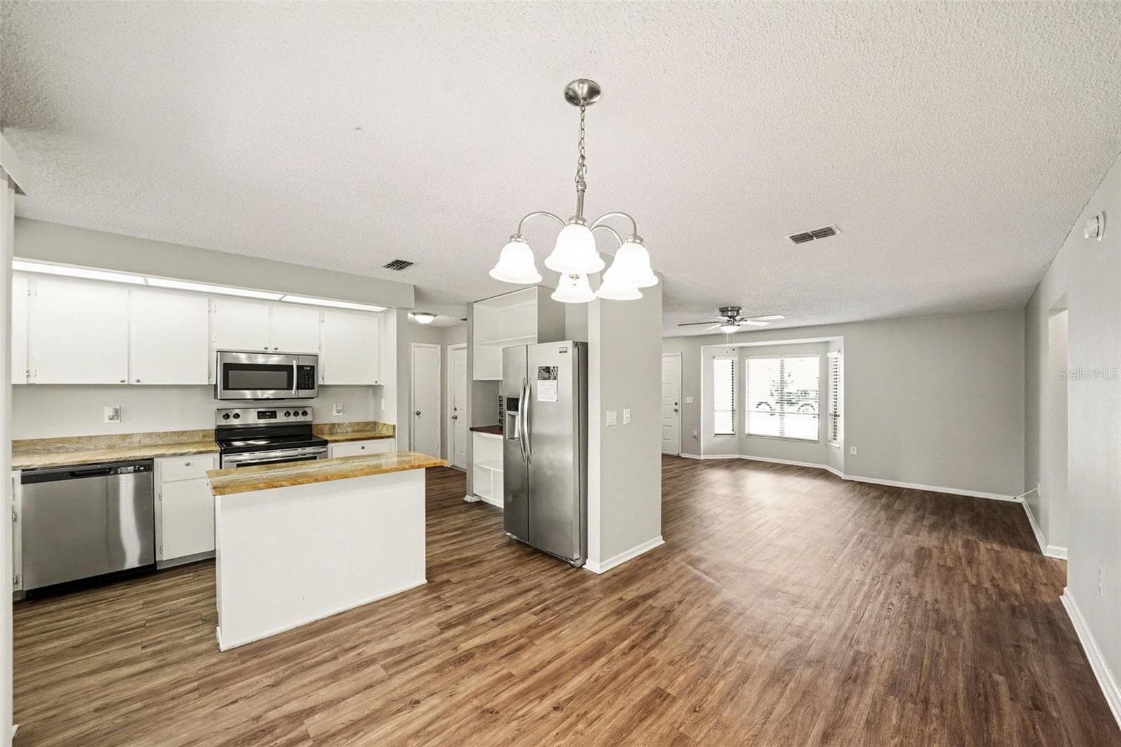 Single Family Residence at 11424 SCALLOP DR, PORT RICHEY, photo 11 of 26