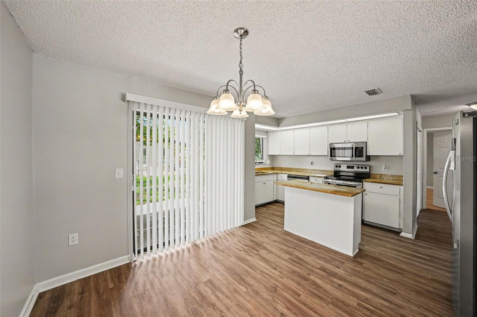 Single Family Residence at 11424 SCALLOP DR, PORT RICHEY, photo 13 of 26