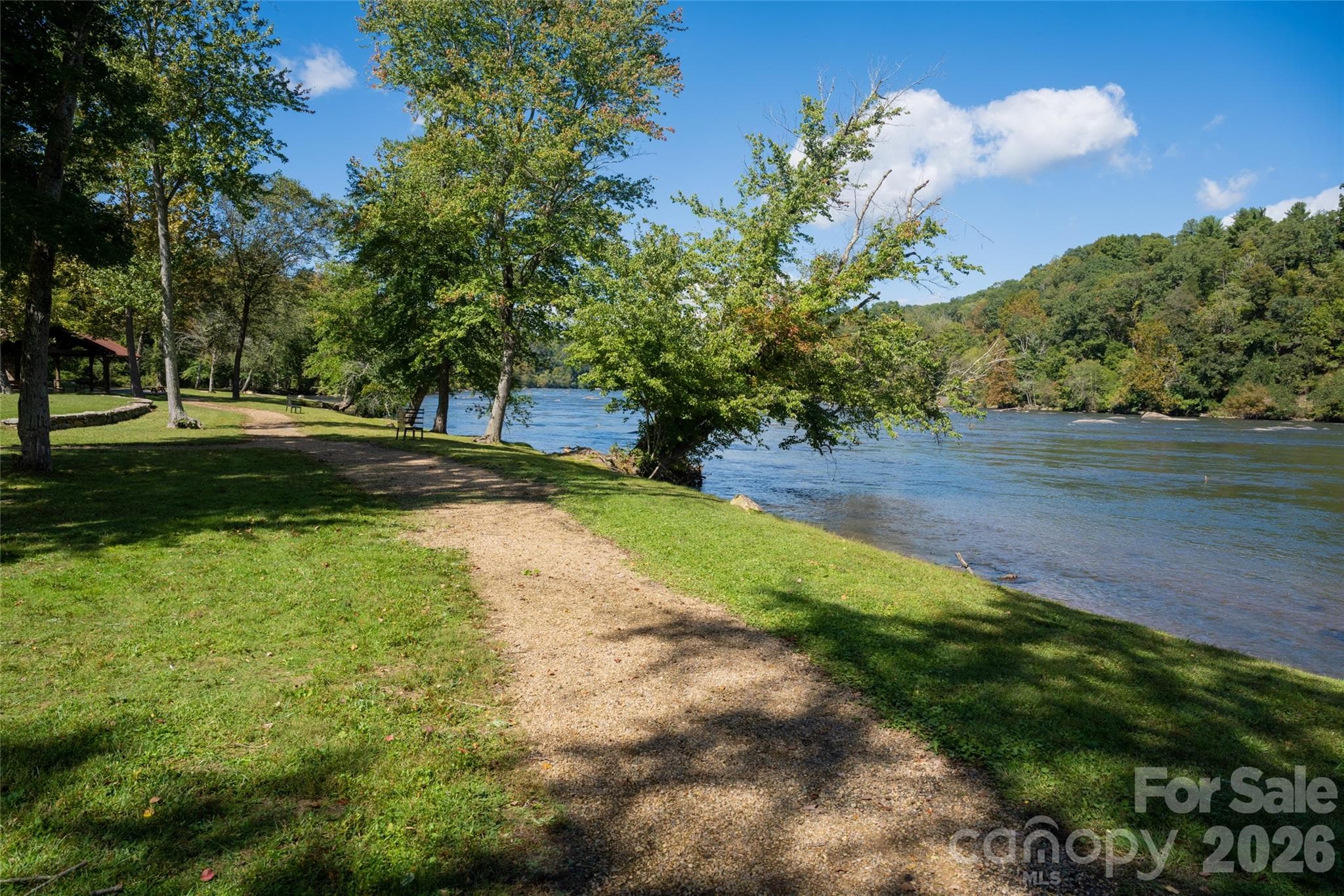 Access to the French Broad River, trails, and community farm - Asheville