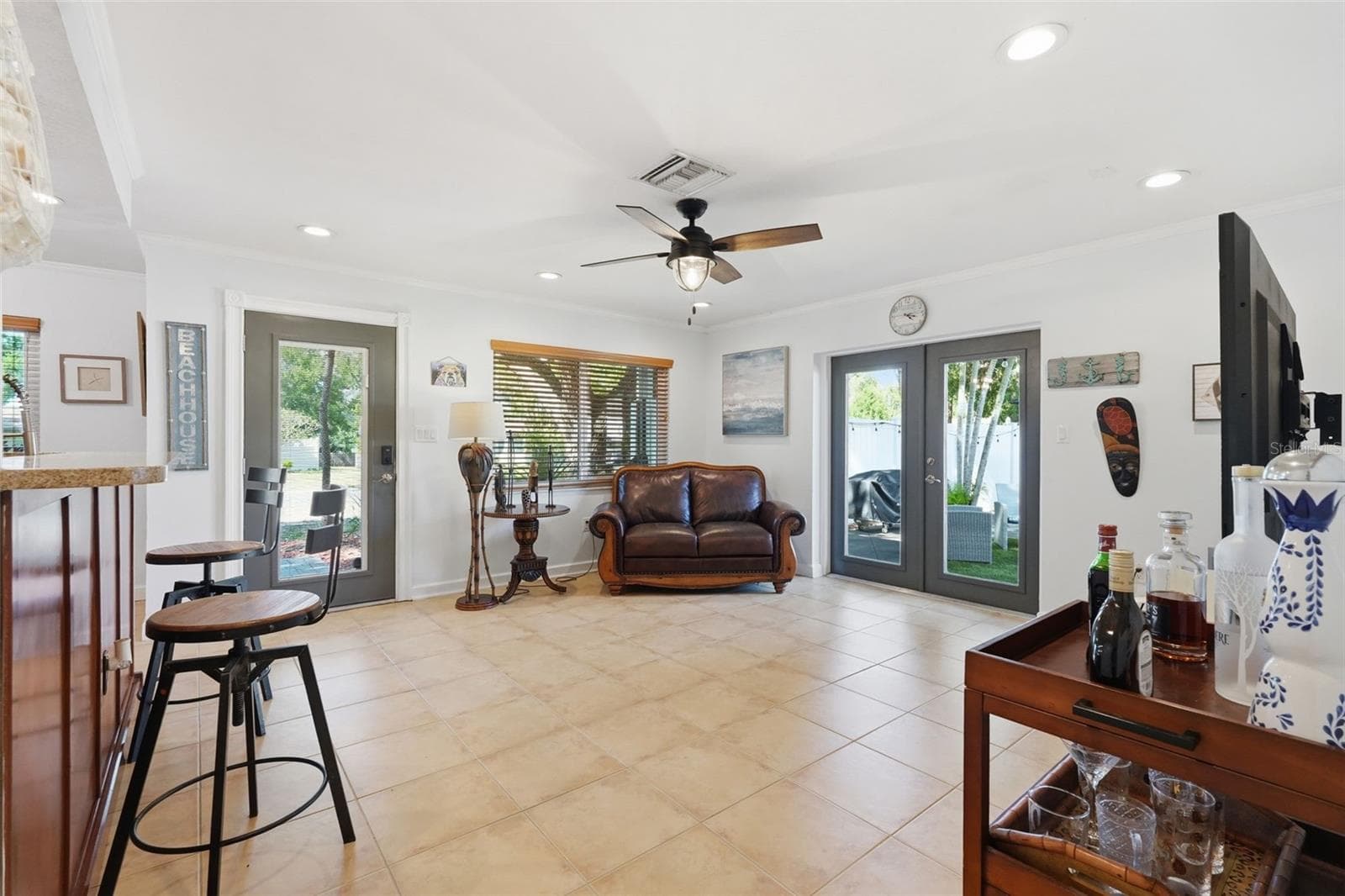 Single Family Residence at 961 LEXINGTON DR, DUNEDIN, photo 16 of 57
