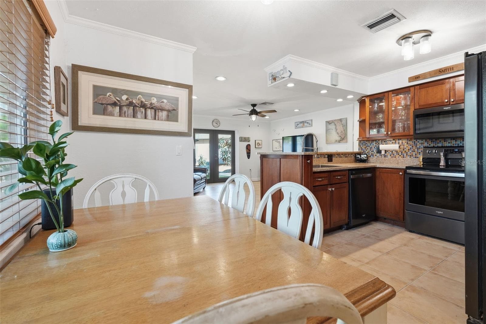 Single Family Residence at 961 LEXINGTON DR, DUNEDIN, photo 10 of 57