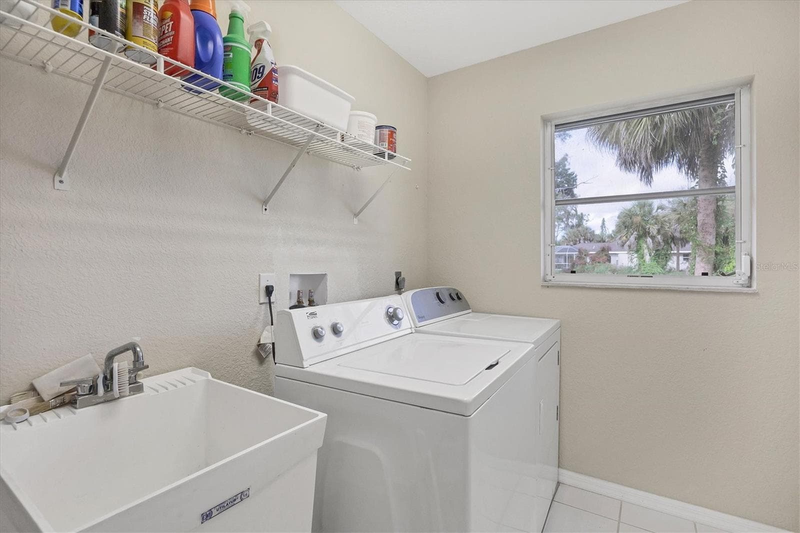 Single Family Residence at 102 MARKER RD, ROTONDA WEST, photo 20 of 37