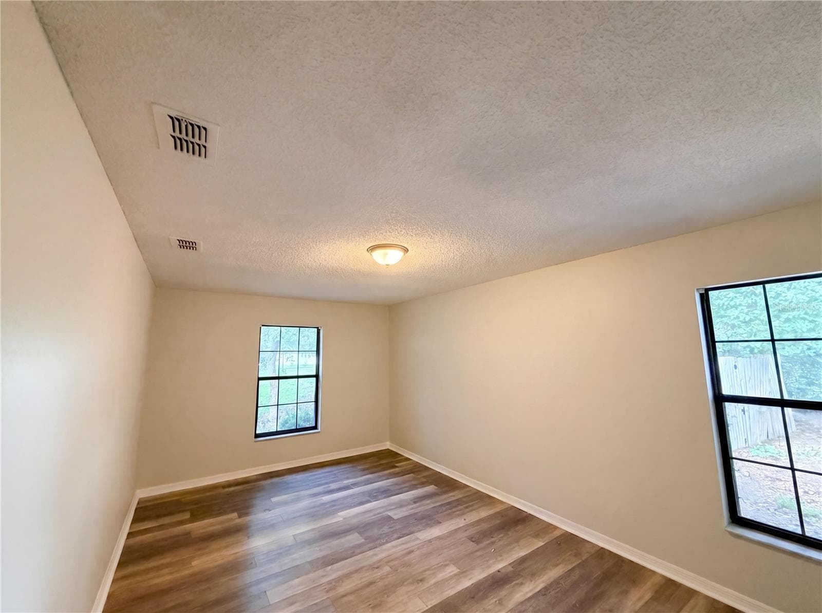 Single Family Residence at 10510 SW 74TH CT, OCALA, photo 6 of 20