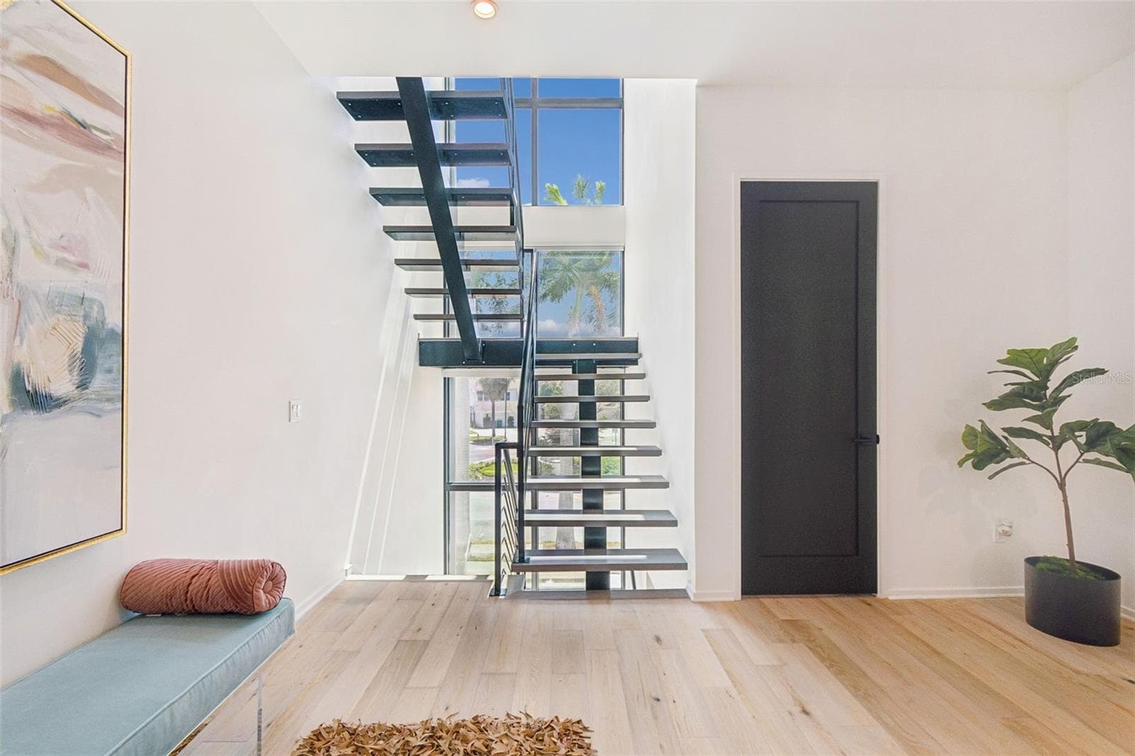 Townhouse at 94 W DAVIS BLVD., TAMPA, photo 10 of 100