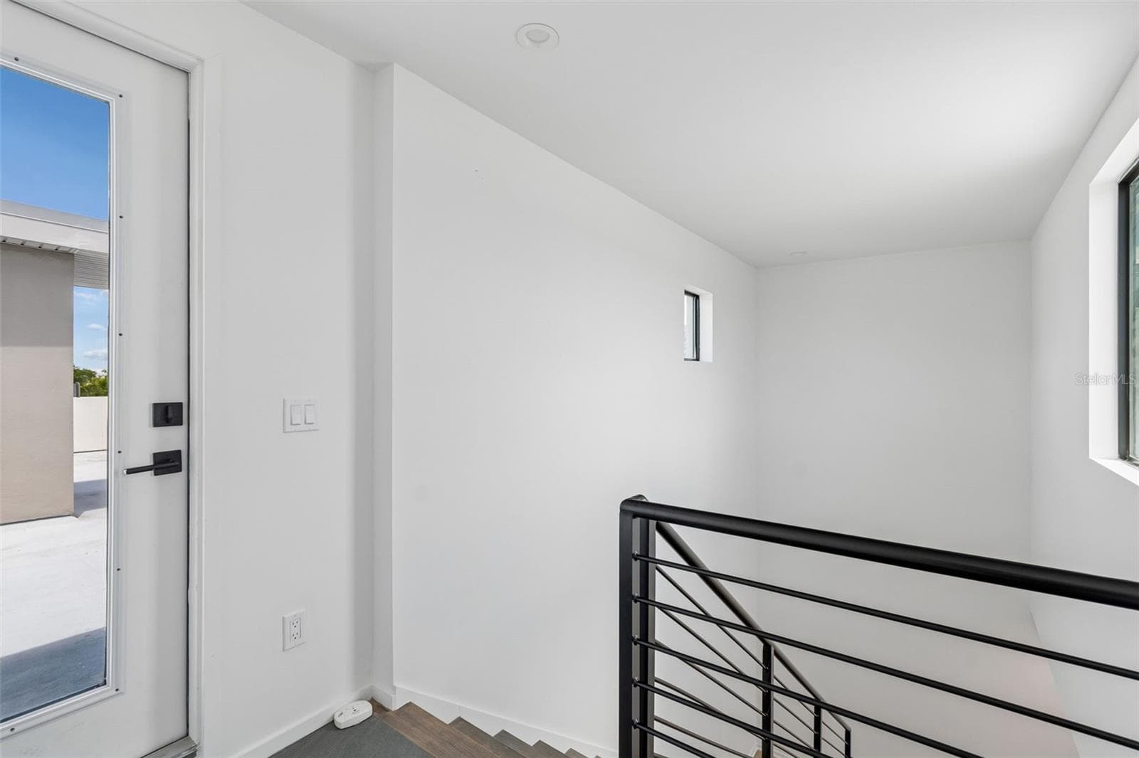 Townhouse at 94 W DAVIS BLVD., TAMPA, photo 55 of 100