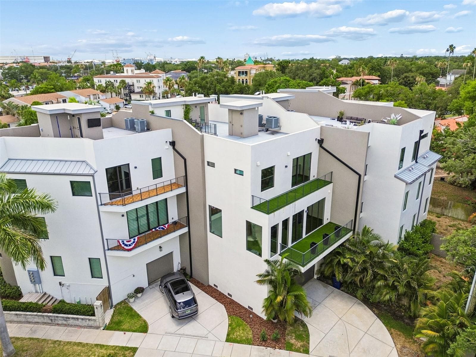 Townhouse at 94 W DAVIS BLVD., TAMPA, photo 92 of 100