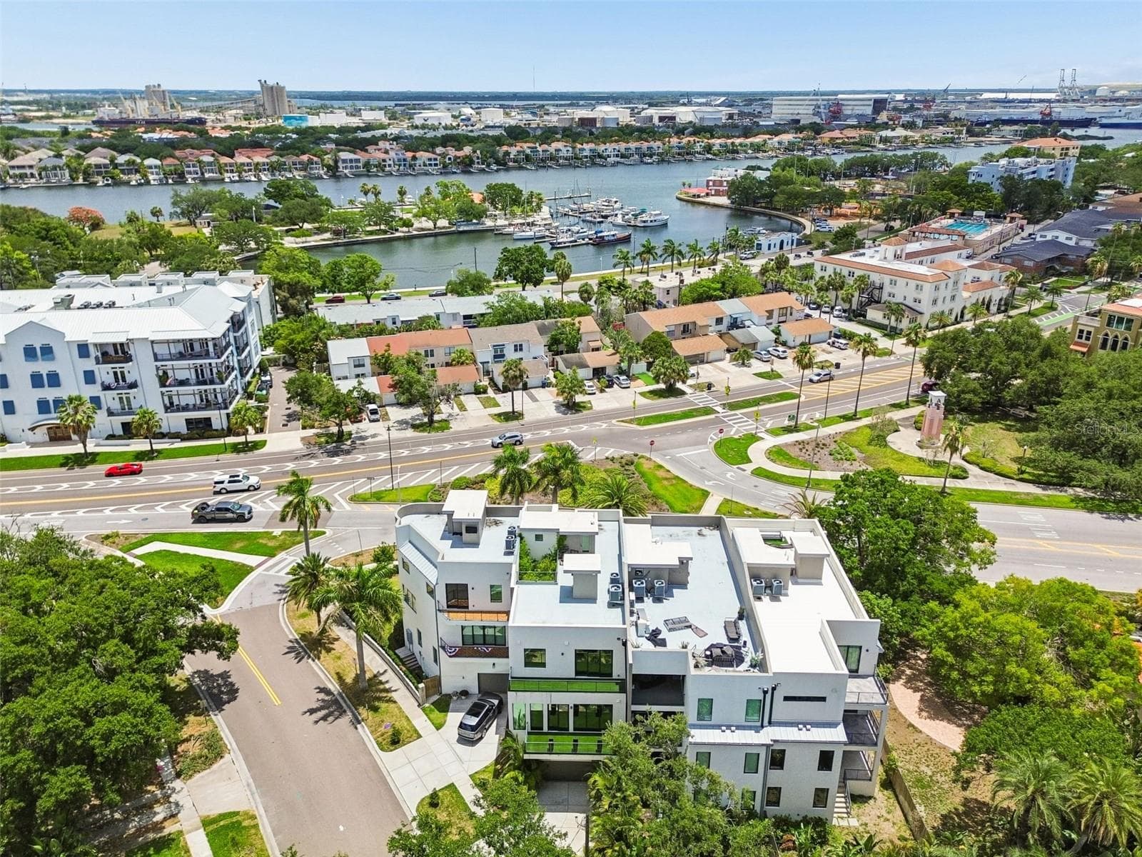 Townhouse at 94 W DAVIS BLVD., TAMPA, photo 95 of 100