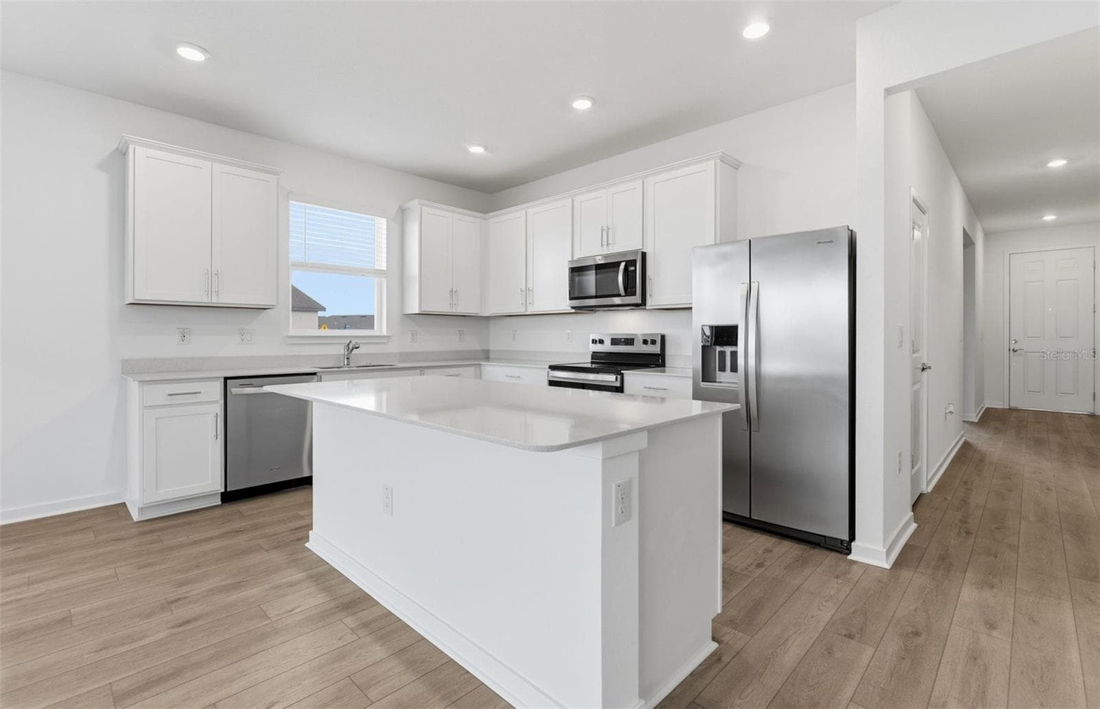 Stylish Kitchen - 4314 OBSIDIAN DR, SPRING HILL