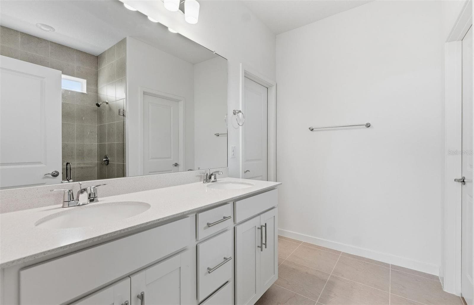 Owner's Bath w/Dual Sinks - 4314 OBSIDIAN DR, SPRING HILL