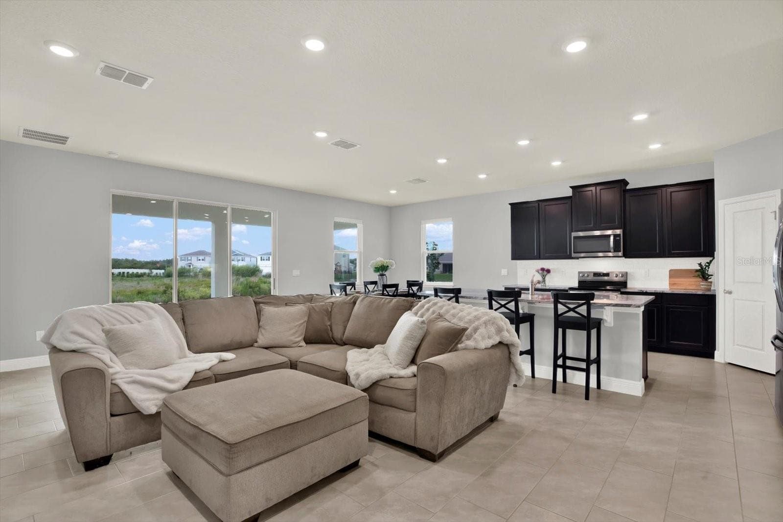 Open floor plan - 32332 ROSEPINE BLVD, WESLEY CHAPEL