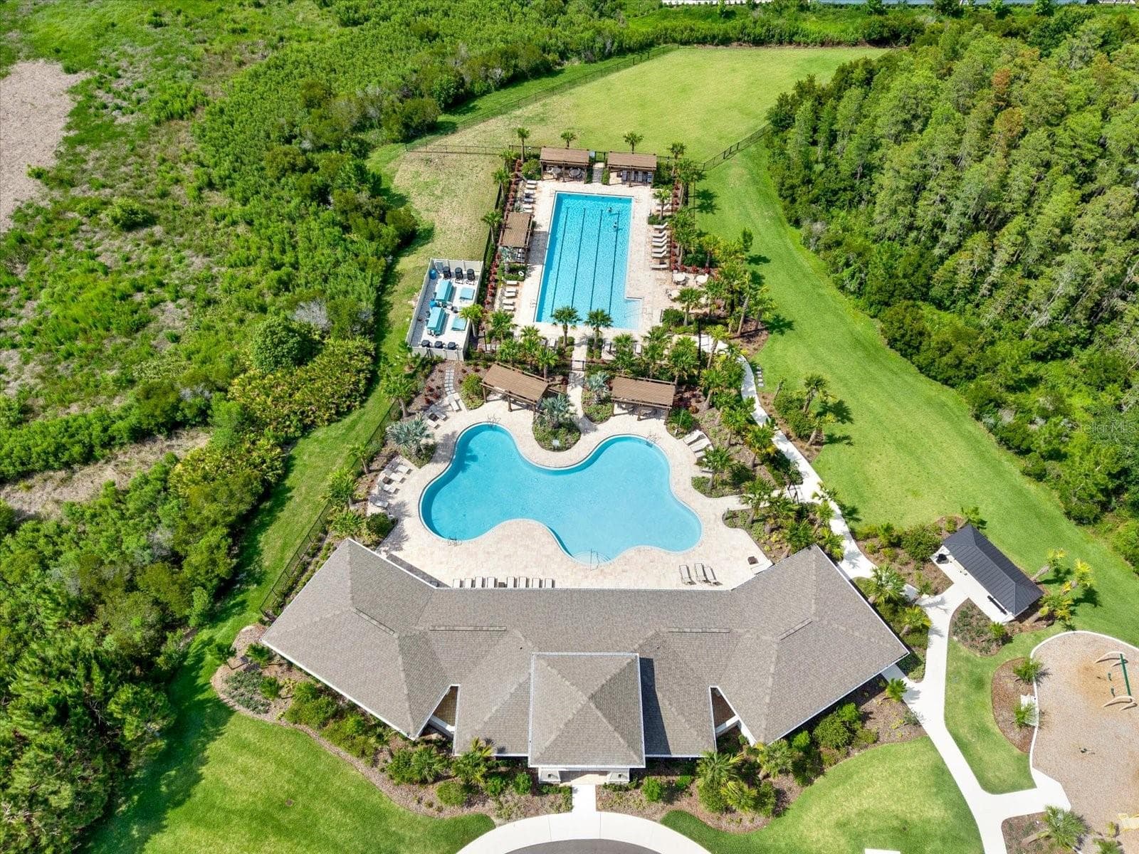 Less than 1 short block from the amenity center! - 32332 ROSEPINE BLVD, WESLEY CHAPEL