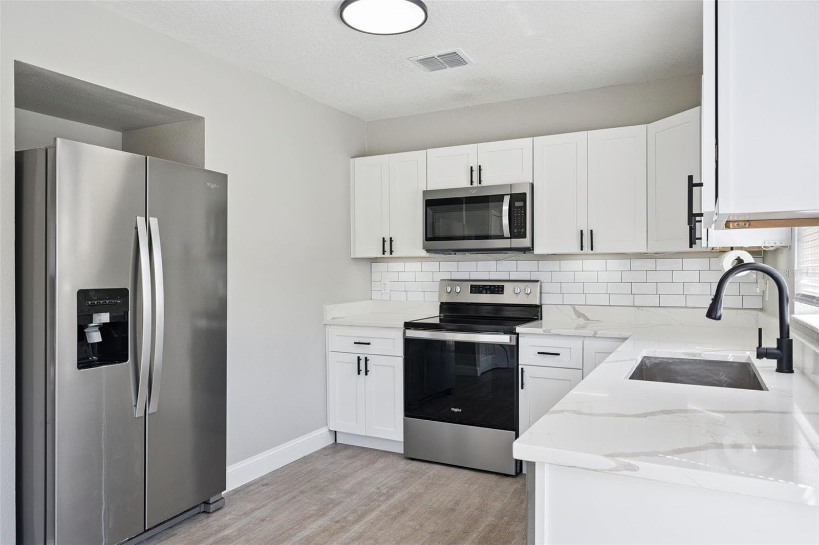 Single Family Residence at 622 COLORADO WOODS CT, ORLANDO, photo 12 of 35