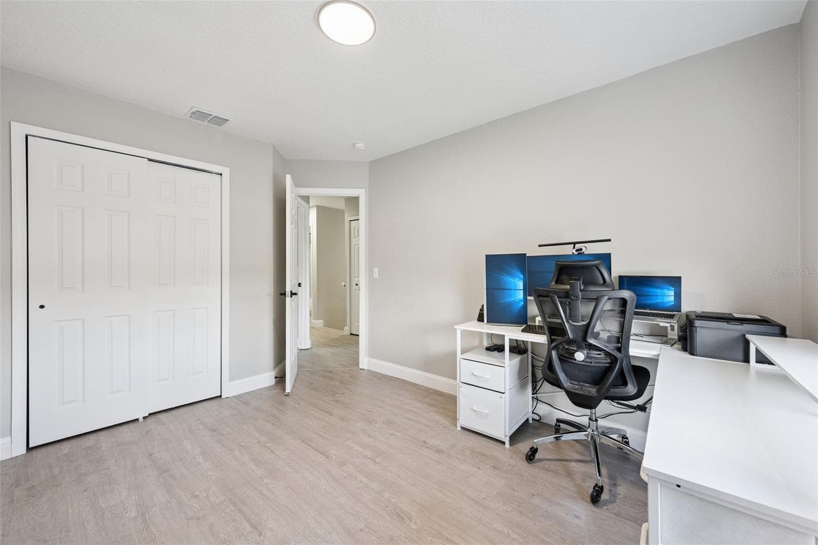 Single Family Residence at 622 COLORADO WOODS CT, ORLANDO, photo 16 of 35