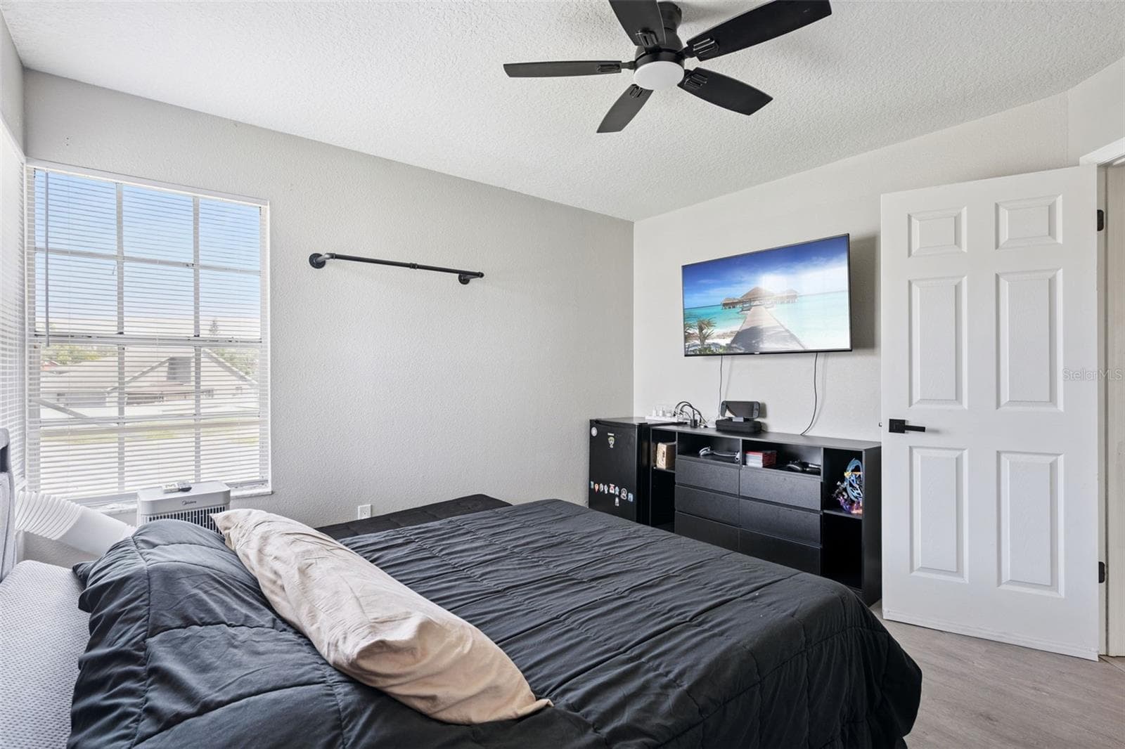 Single Family Residence at 622 COLORADO WOODS CT, ORLANDO, photo 18 of 35