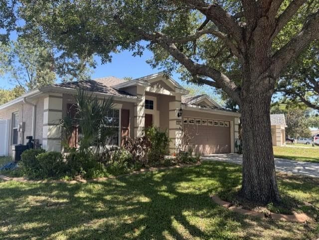 409 SEA HOLLY DR