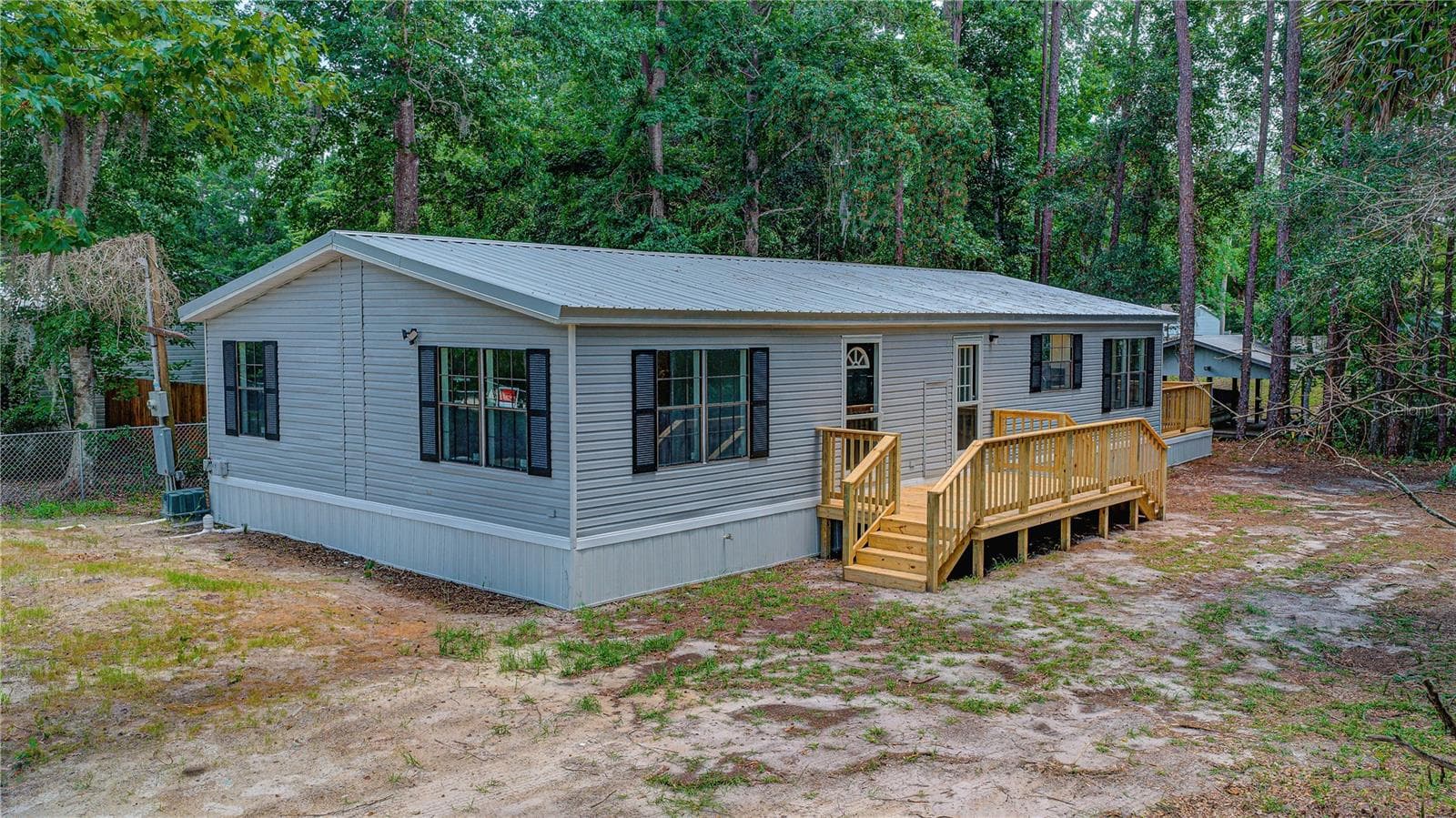 118 WATERWAY DR