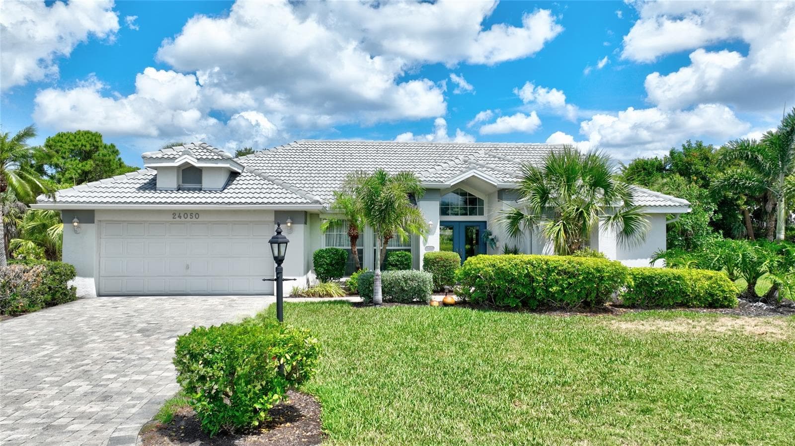 Single Family Residence at 24050 REDFISH COVE DR, PUNTA GORDA, photo 2 of 40
