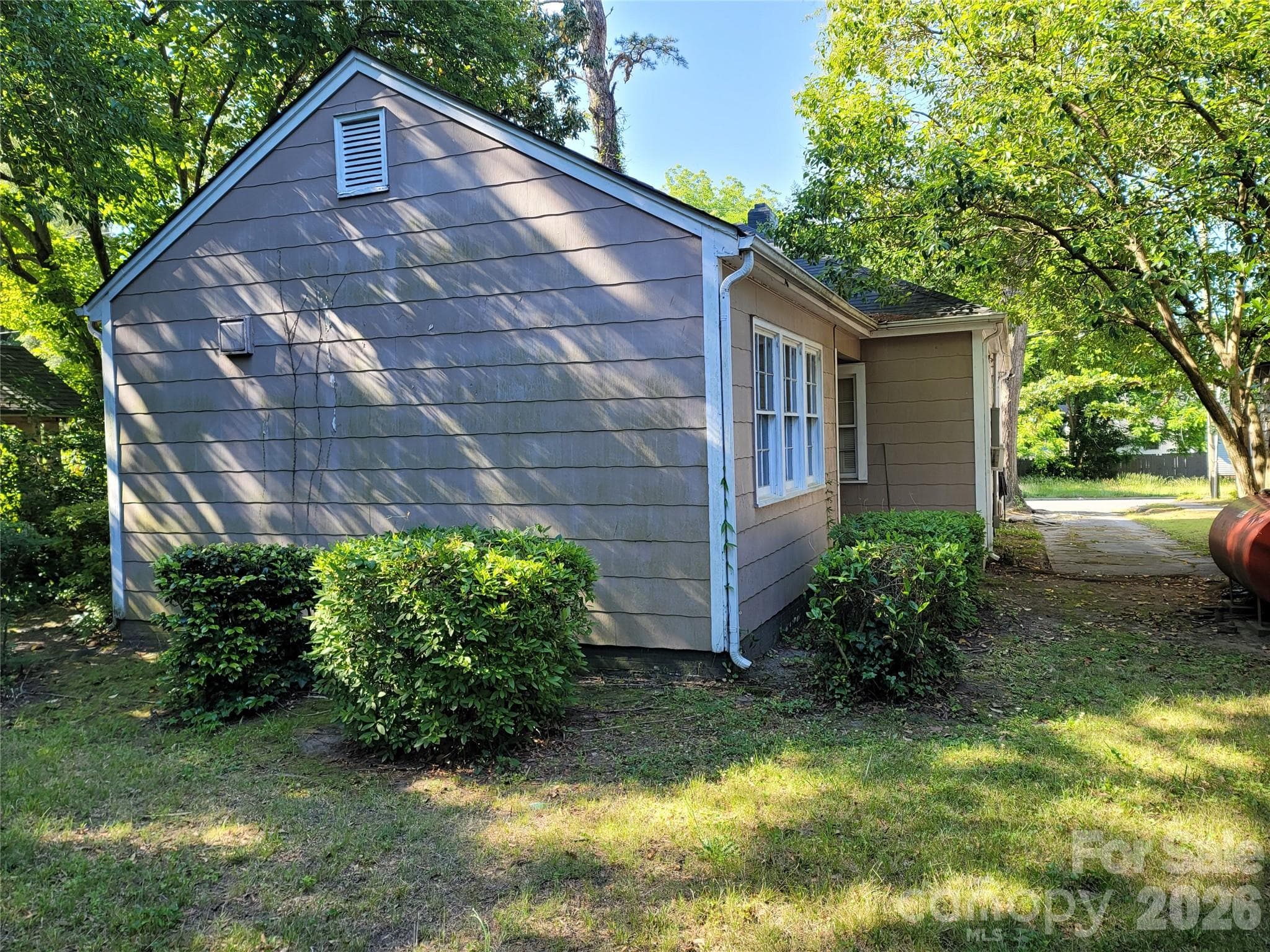 Back View of Home - 318 W Sixth Avenue, Gastonia