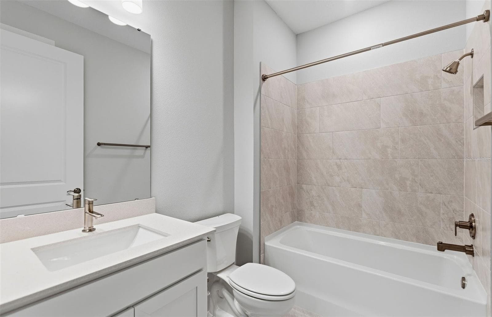 Bathroom 2 - 13504 CANYON RIDGE RD, SPRING HILL