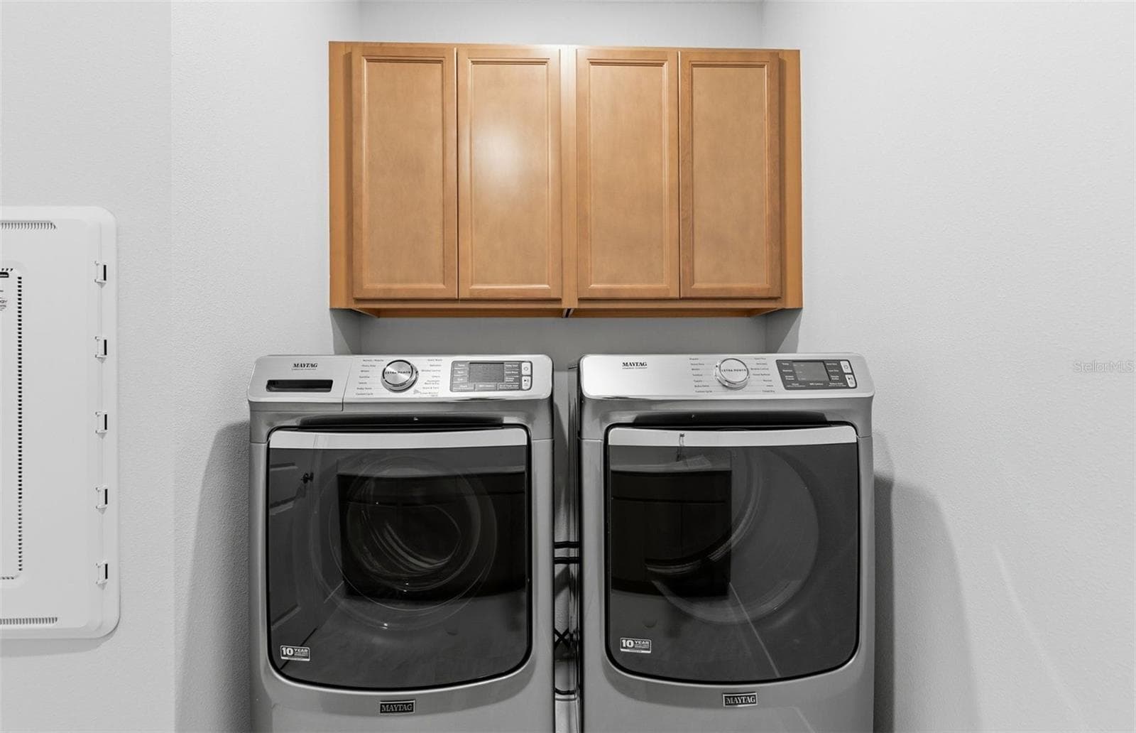 Laundry Room w/Built-in Cabinets - 13504 CANYON RIDGE RD, SPRING HILL