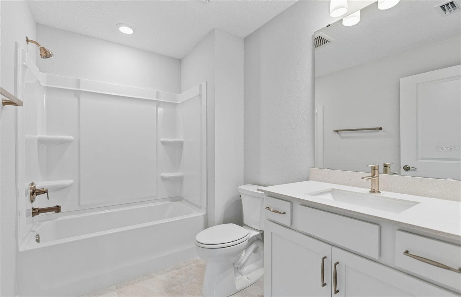 Bath 3 - 2nd Floor - 13504 CANYON RIDGE RD, SPRING HILL