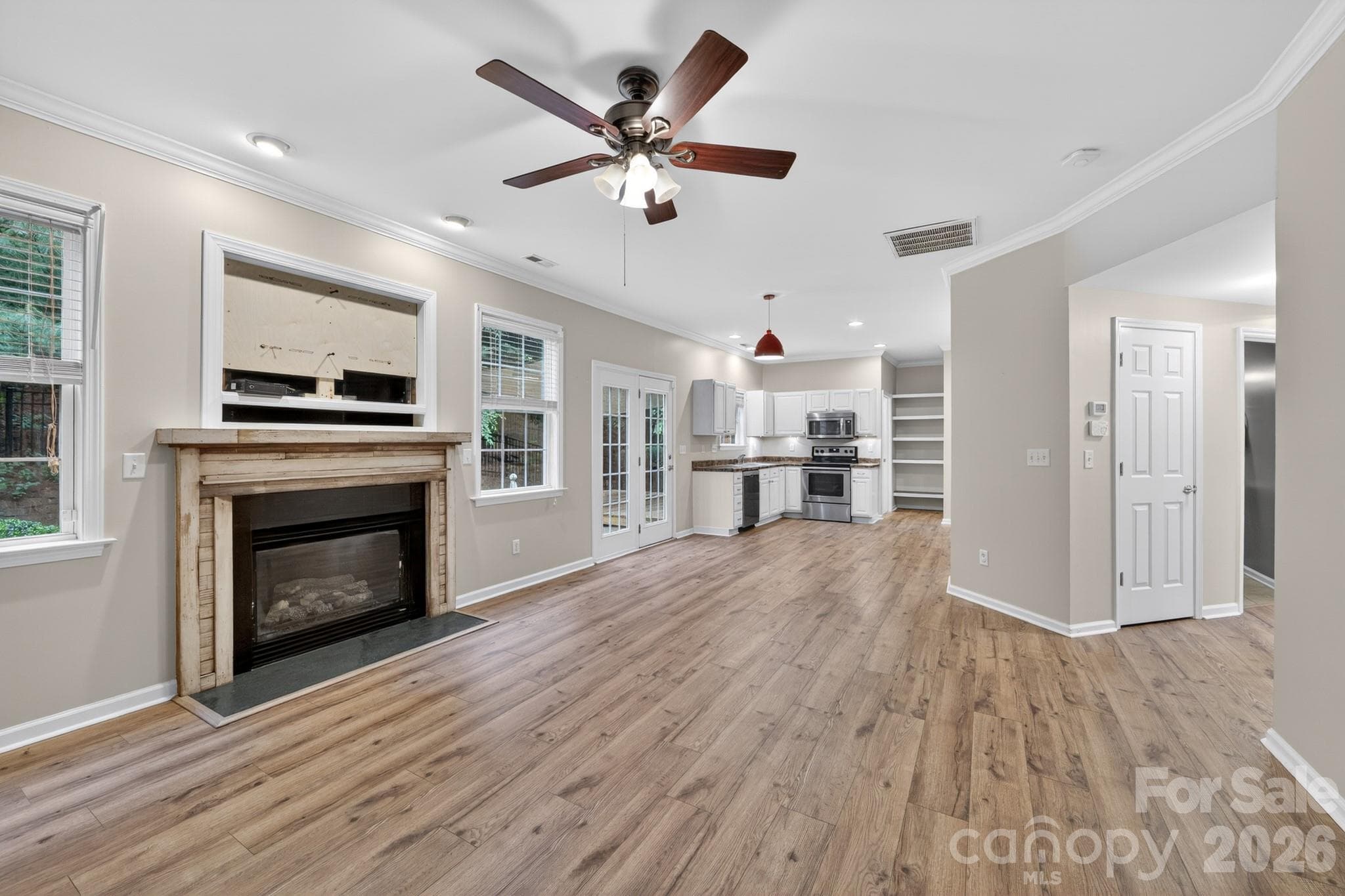 Great Room w/ Fireplace - 11 Peppermill Drive, Asheville