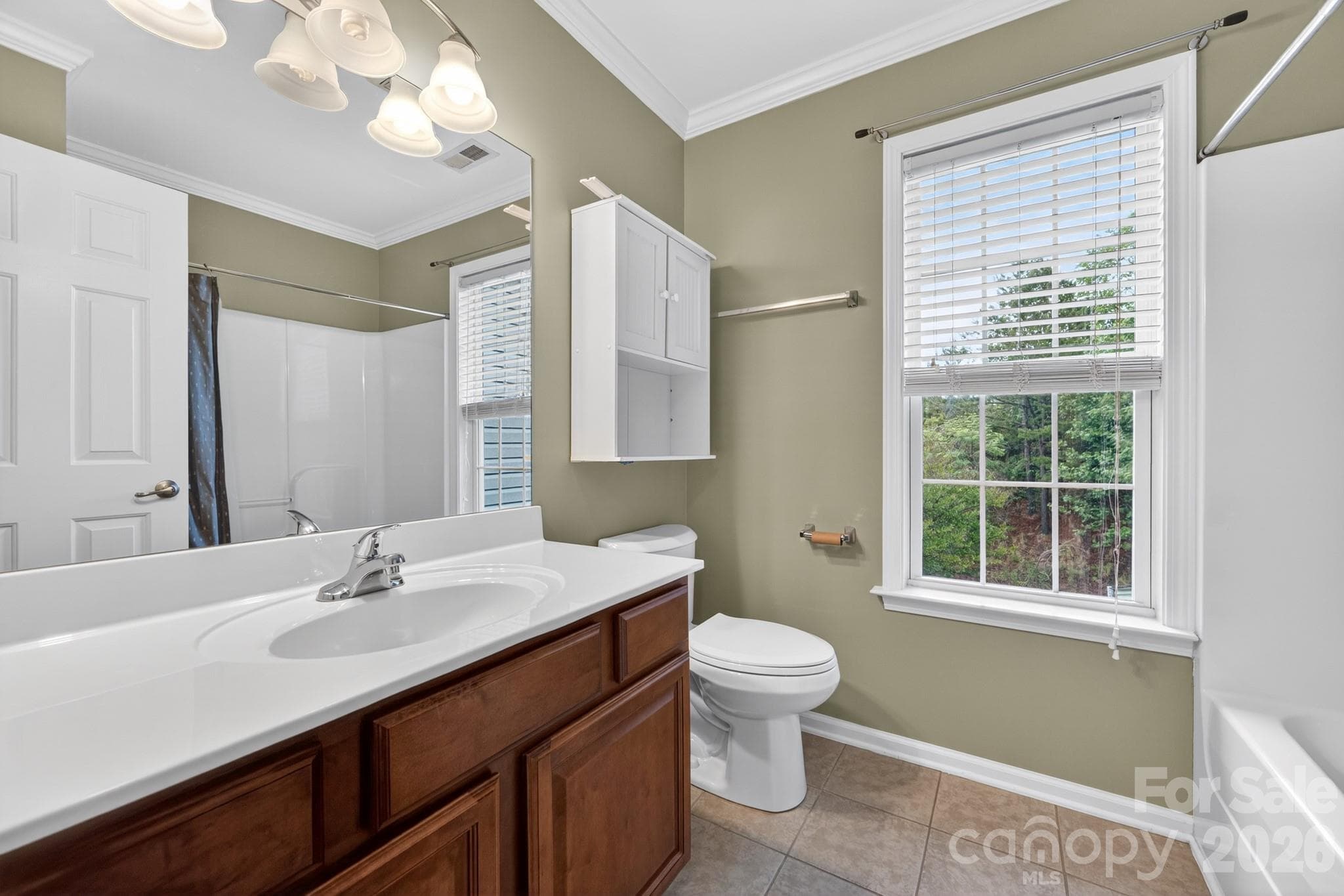 Bath 2 - 11 Peppermill Drive, Asheville