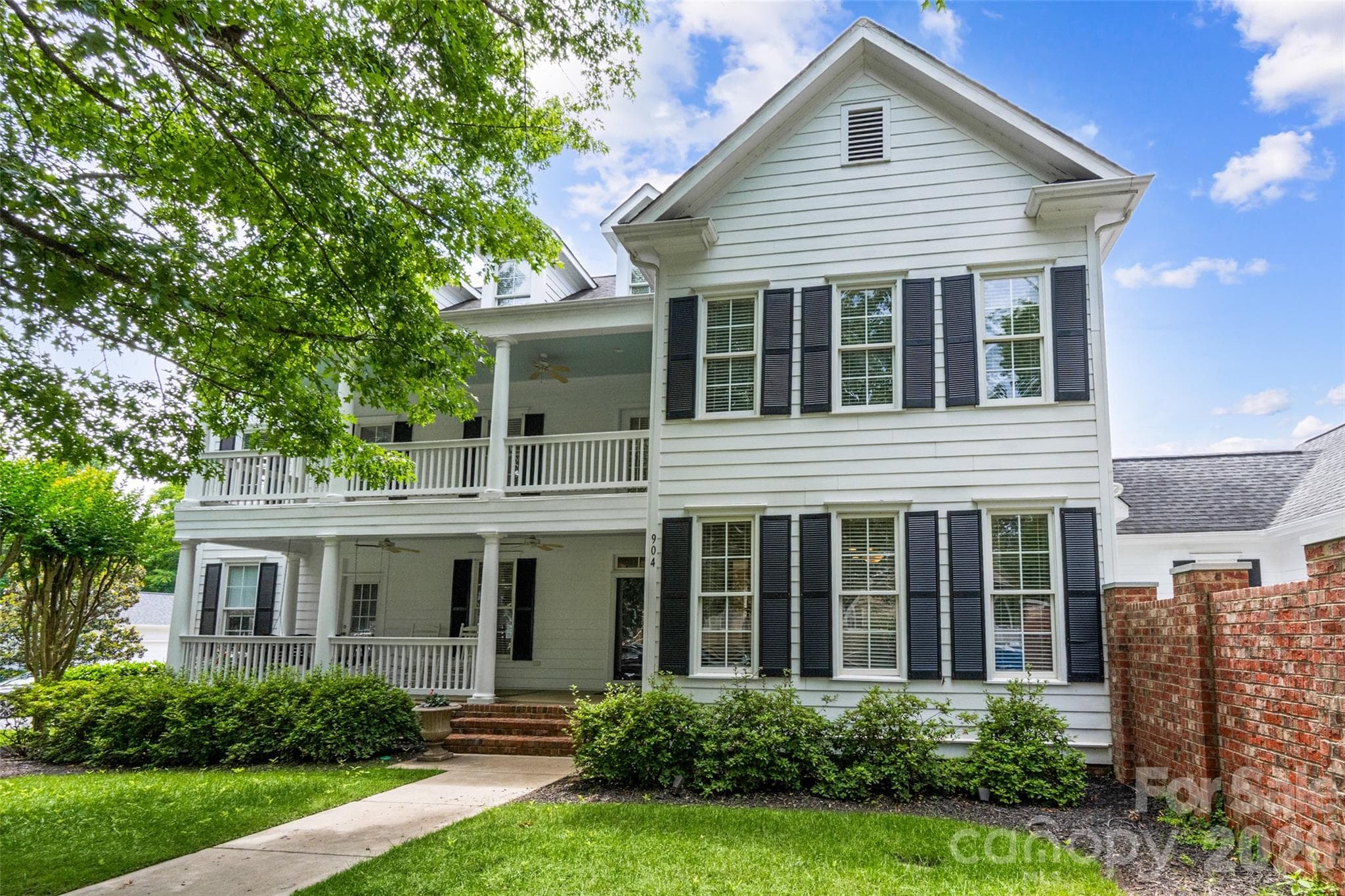 Single Family Residence at 904 Tuckerton Drive, Fort Mill, photo 3 of 45