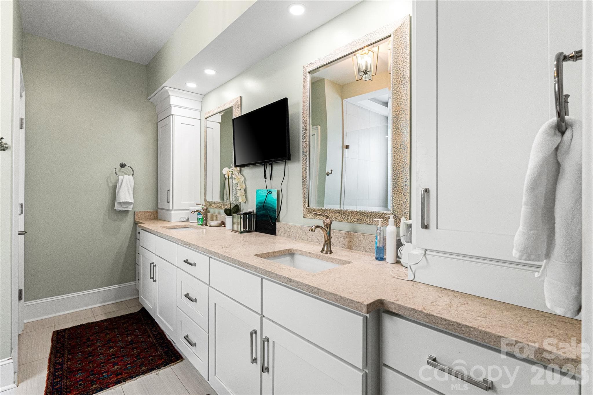Single Family Residence at 904 Tuckerton Drive, Fort Mill, photo 17 of 45