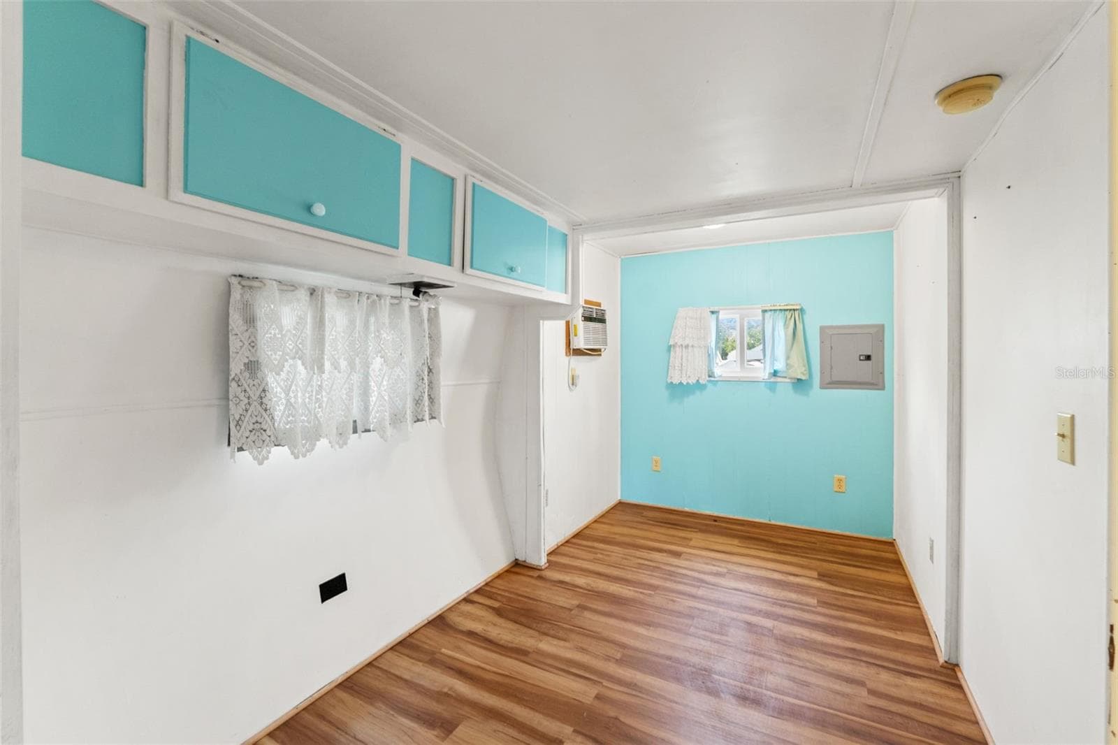 Manufactured Home at 2092 CULBREATH RD #C52, BROOKSVILLE, photo 15 of 33