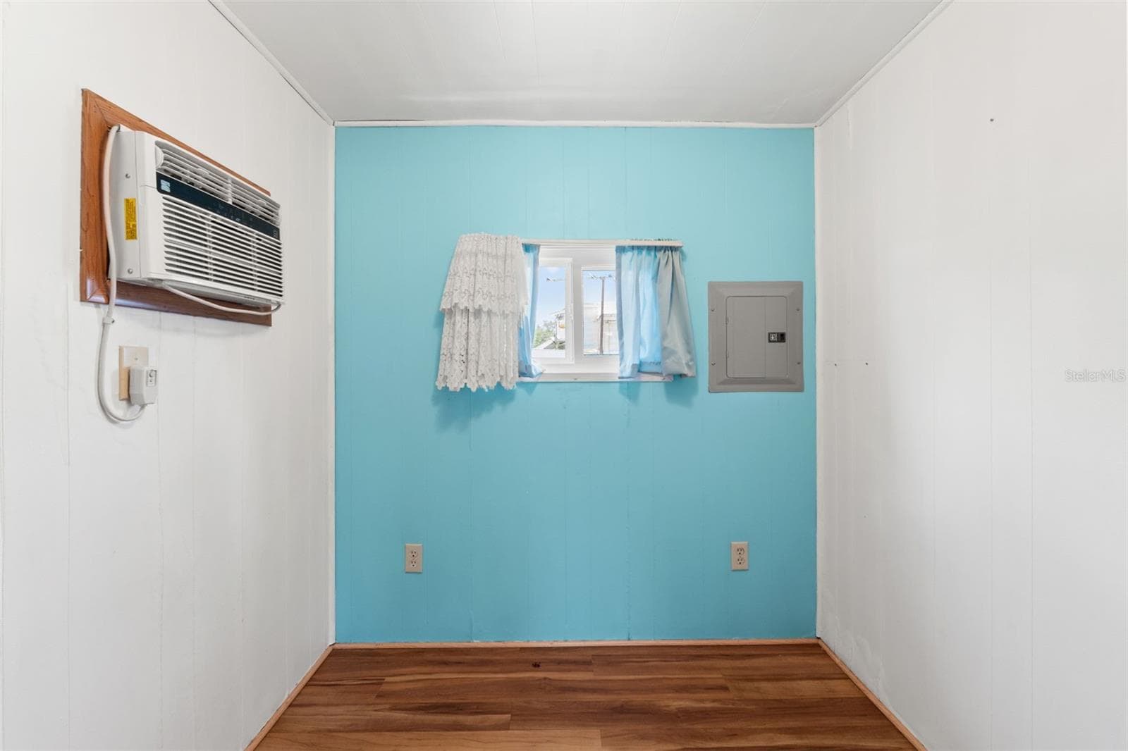 Manufactured Home at 2092 CULBREATH RD #C52, BROOKSVILLE, photo 16 of 33