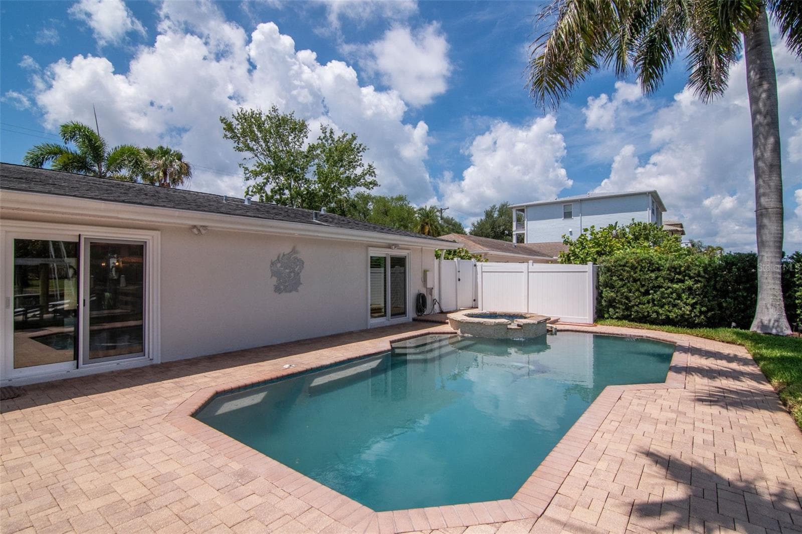 Single Family Residence at 4927 W MELROSE AVE N, TAMPA, photo 39 of 70