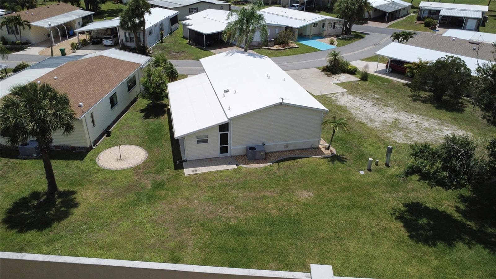 Manufactured Home at 2100 KINGS HWY #977, PORT CHARLOTTE, photo 6 of 93