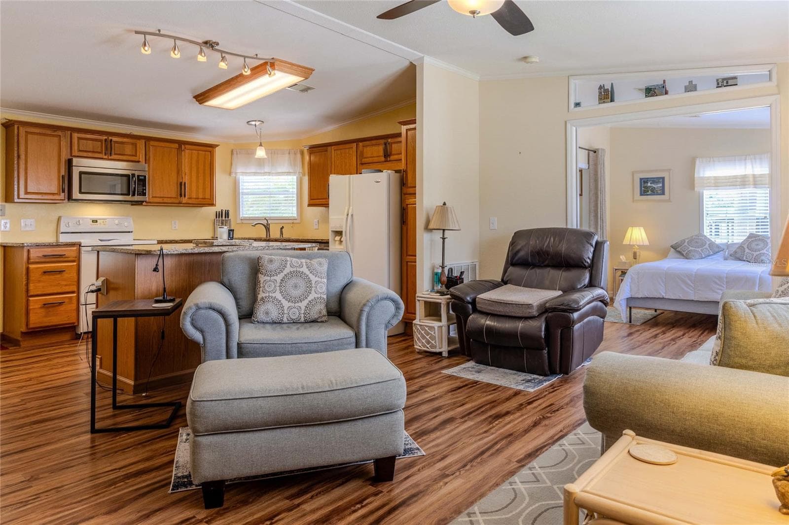 Manufactured Home at 2100 KINGS HWY #977, PORT CHARLOTTE, photo 20 of 93