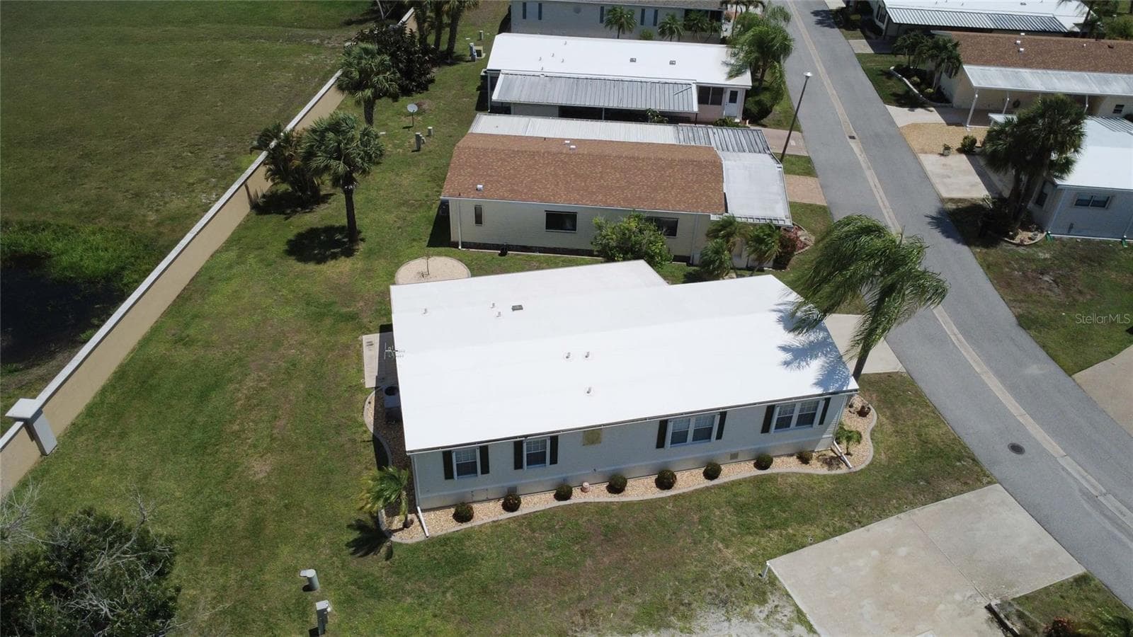 Manufactured Home at 2100 KINGS HWY #977, PORT CHARLOTTE, photo 34 of 93
